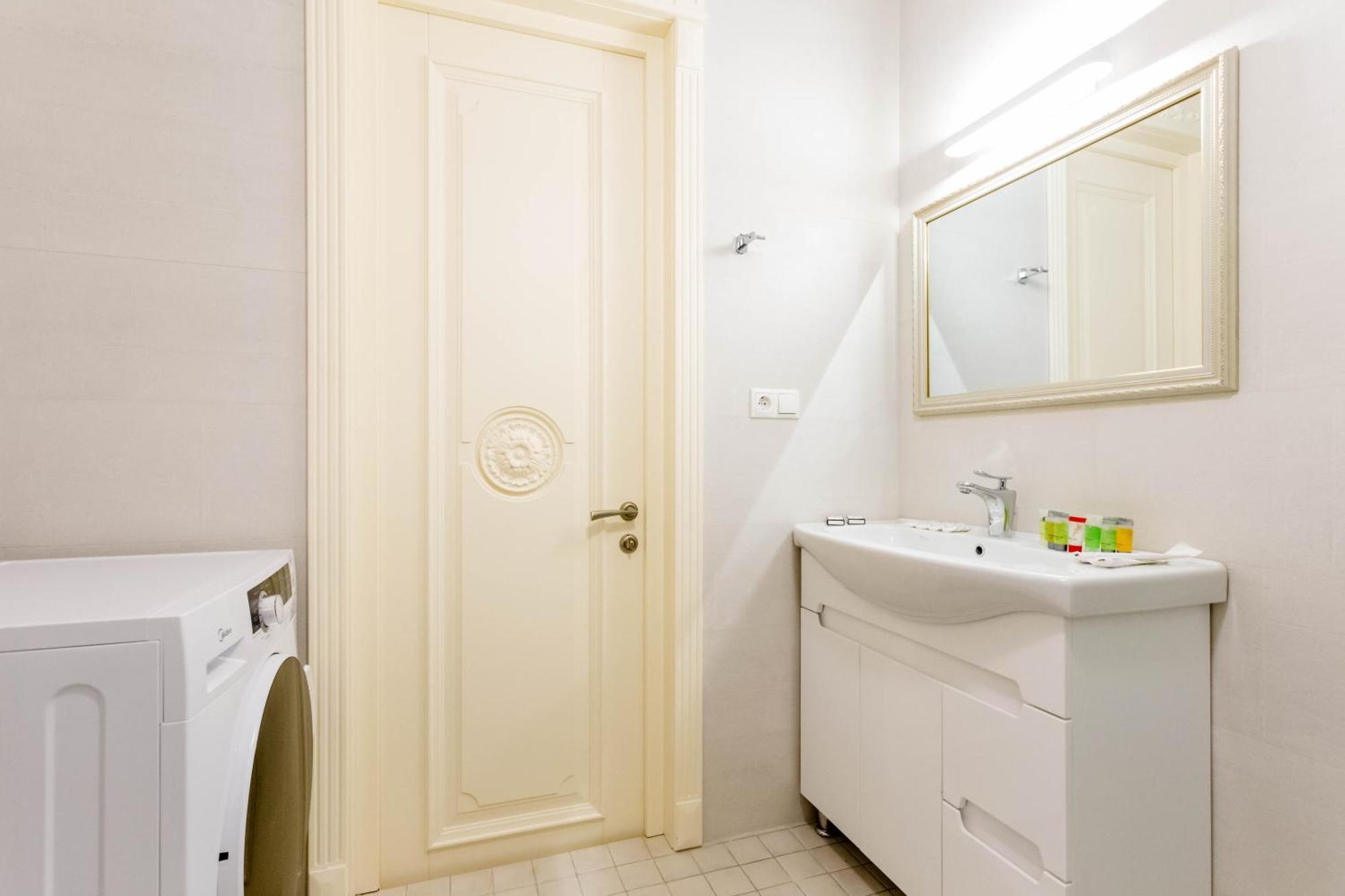 New!-Downtown Apartment Ll Tiflis Exterior foto